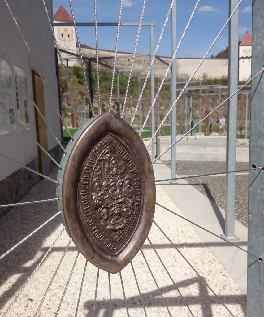 Kartause Aggsbach Brozeguss Kartäser Siegel Meditationsgarten plastische Gestaltung