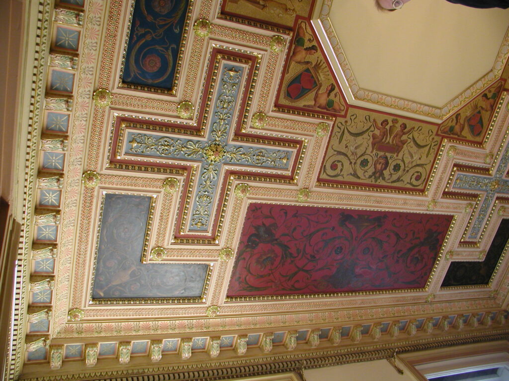 historismus restaurierung Stuckdecke ornament